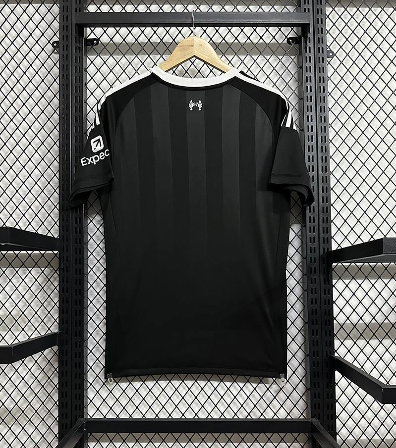 Liverpool Football Jersey Goalkeeper Custom Shirt 2025/26