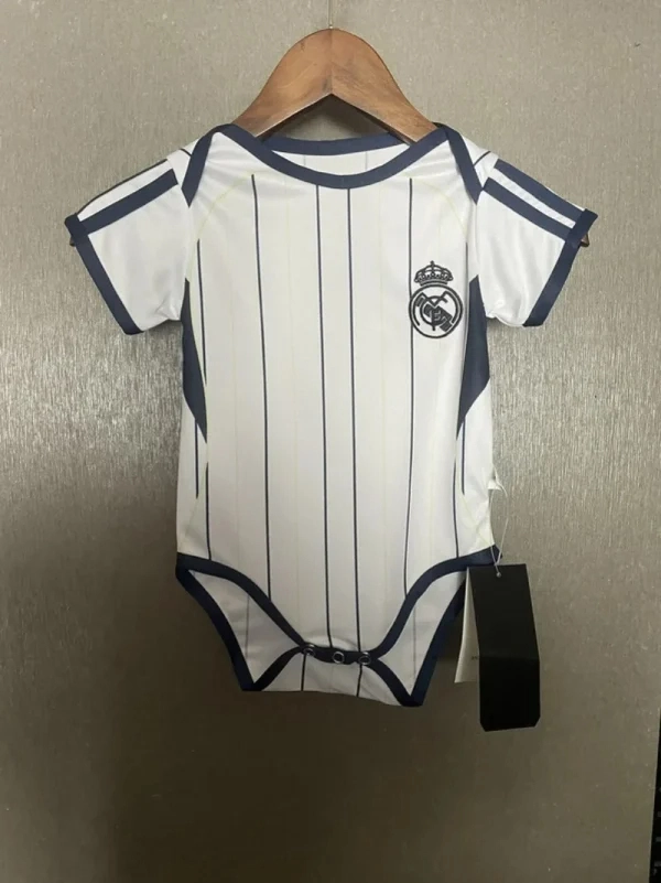 Real Madrid Soccer Jersey US Pack Baby Uniform 2025/26
