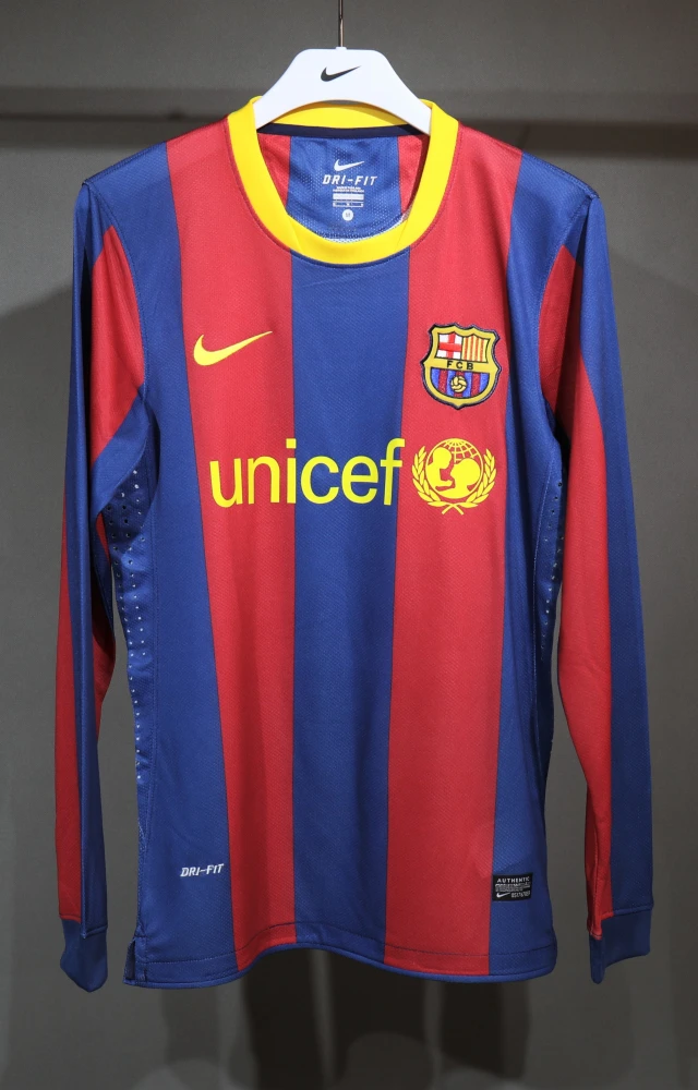 Authentic Barcelona Retro Jersey Home Long Sleeve Soccer Shirt 2010-11