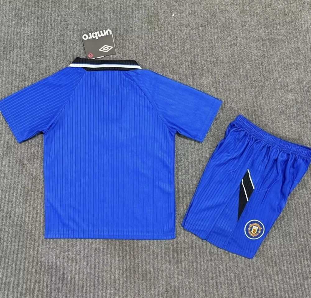 Manchester United Retro Football Jersey Third Away Kids Kit Jersey+Shorts 1996/98
