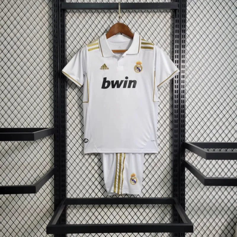 Real Madrid Retro Jersey Home Kids Kit Jersey+Shorts 2011/12