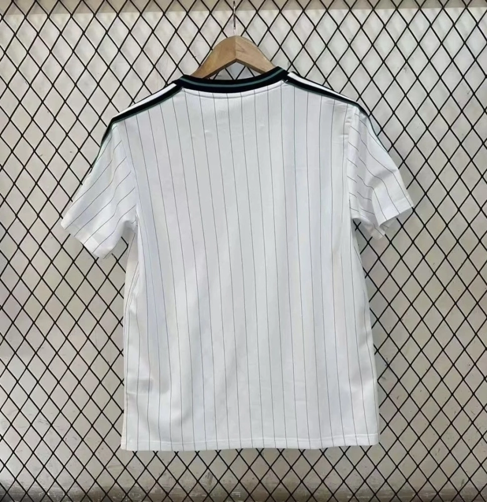 Liverpool Football Jersey Terrace Icons Special Edition Custom Shirt 2025/26