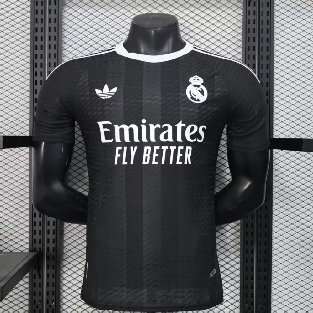 Real Madrid Authentic Soccer Jersey Black Goalkeeper Shirt 2025/26