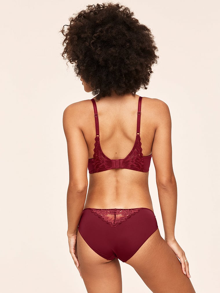 Adore Me Lily Push-Up Plunge Bra