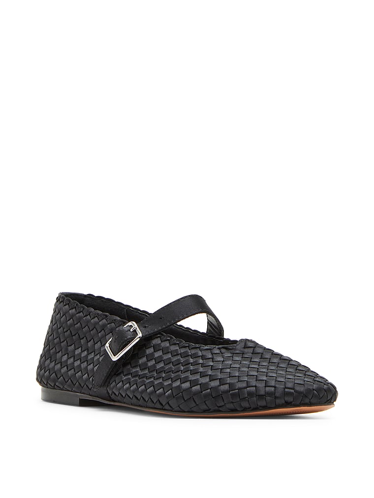 Steve Madden Dreaming Woven Mary Jane Flat