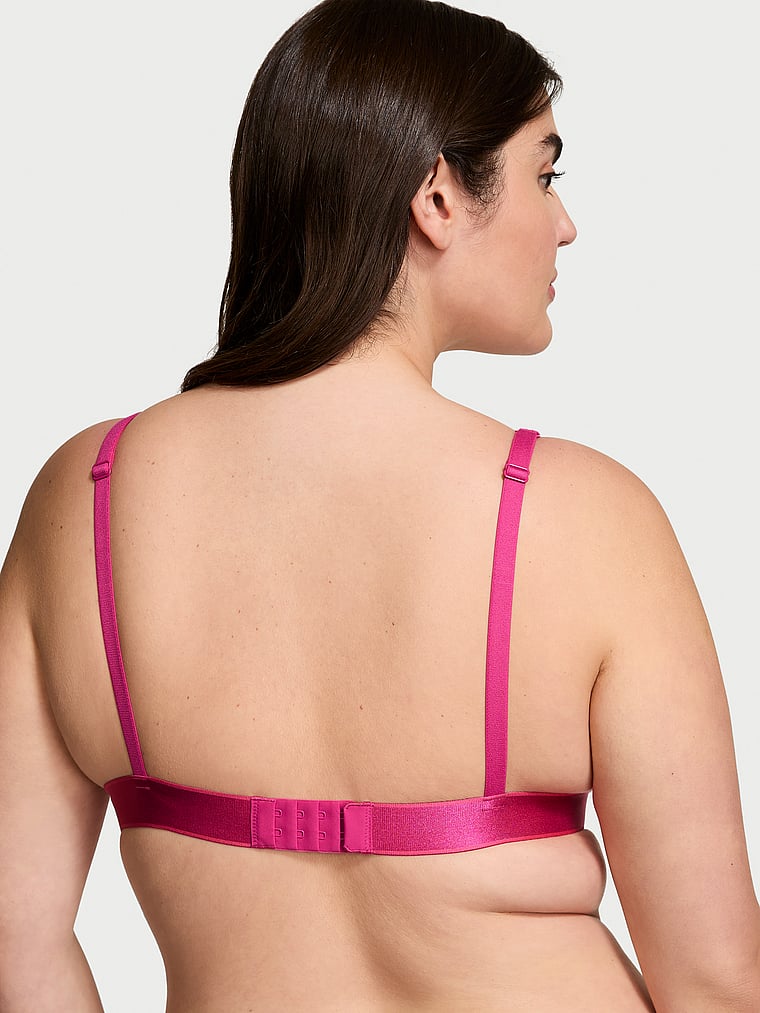 The T-shirt Wireless Lace Plunge Bralette Lace