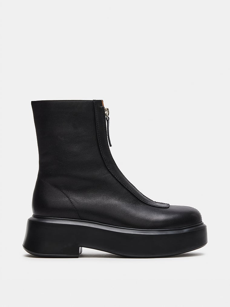 Steve Madden Jones Black Leather Zipper Lug Ankle Booties