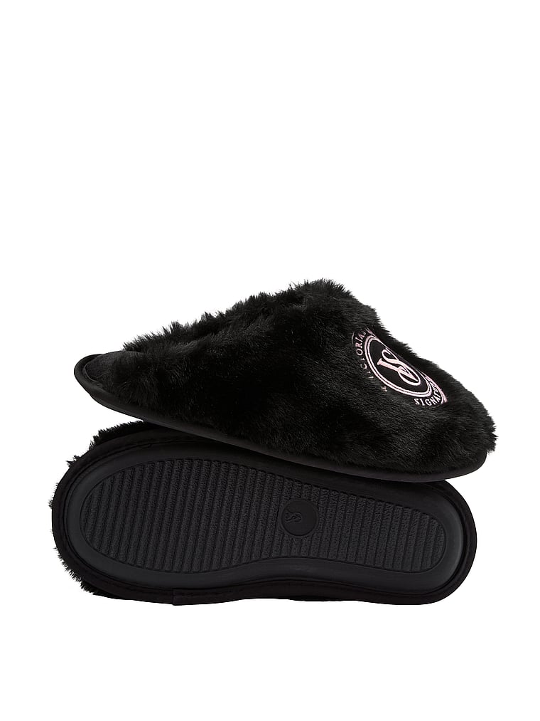 Victoria's Secret Closed-Toe Faux Fur Slippers