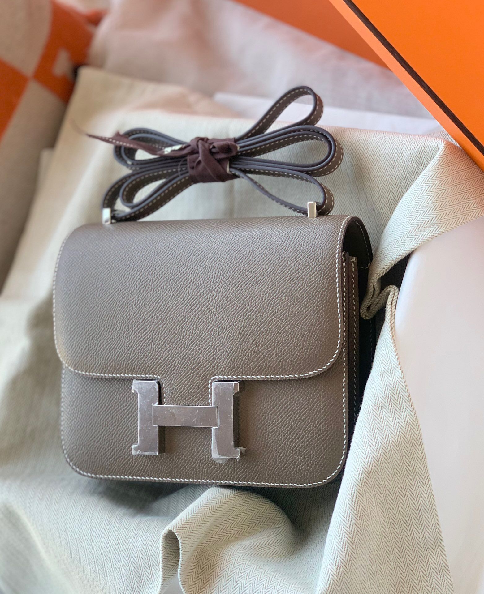 Hermes Constance Mini 19-24