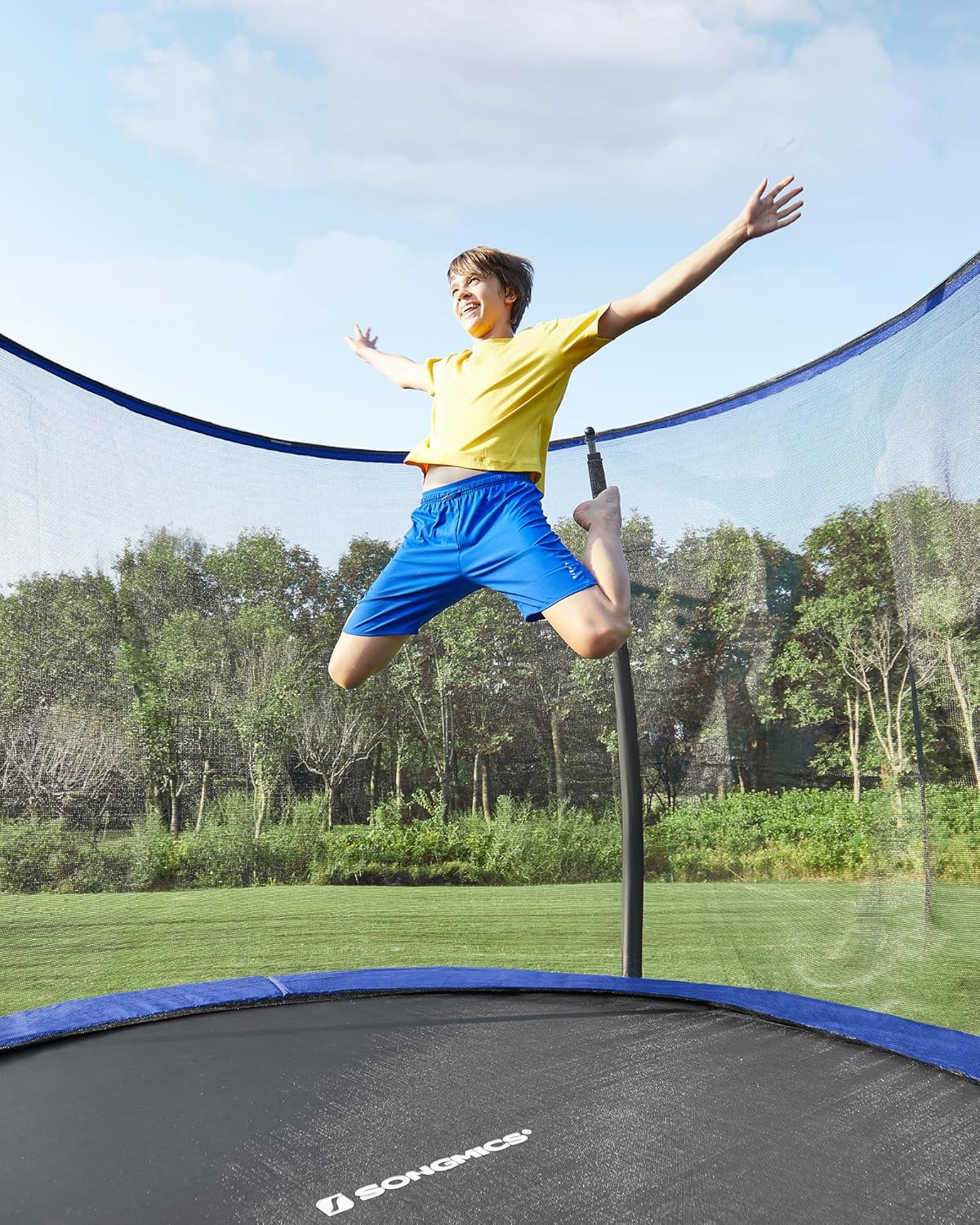 SONGMICS Trampolin Outdoor Ø 366 cm. rundes Gartentrampolin für Kinder mit Sicherheitsnetz. Randabdeckung. Leiter und gepolsterten Stangen