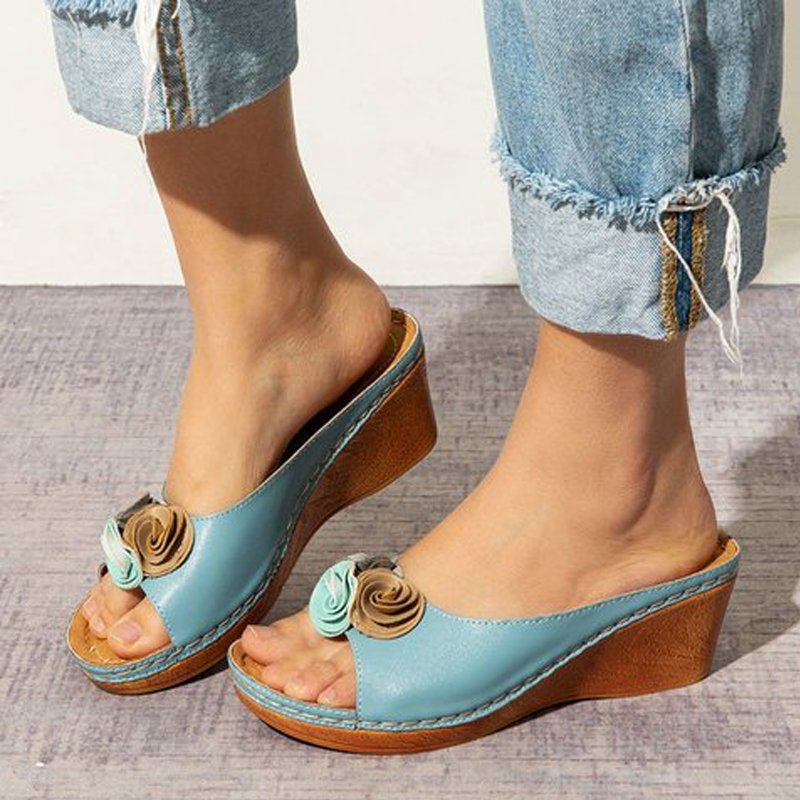 😍Last Day 55% OFF😍-Womens Comfy Leather Solid Flower Strap Wedge Sandals👡