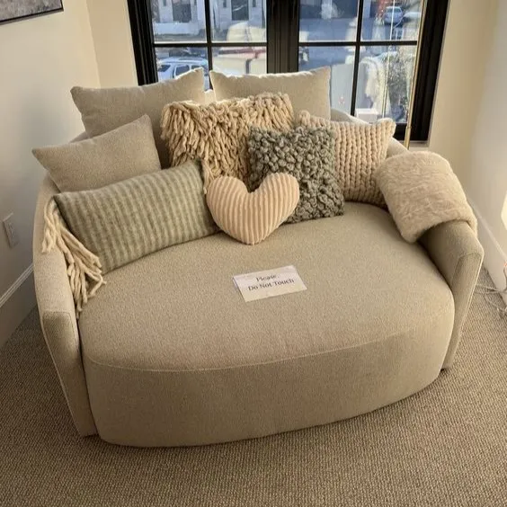Chloe Media Lounger
