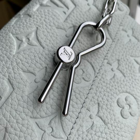Product detail 15