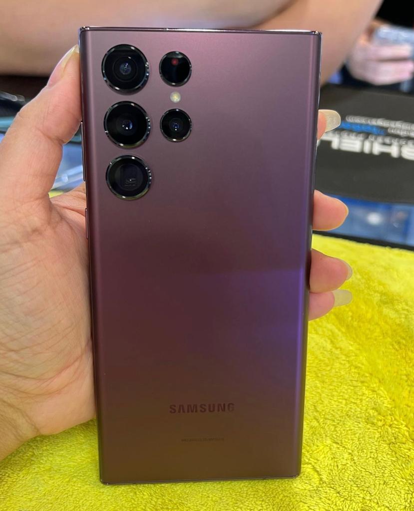 Refurbished Samsung Galaxy S22 Ultra 5G Unlocked