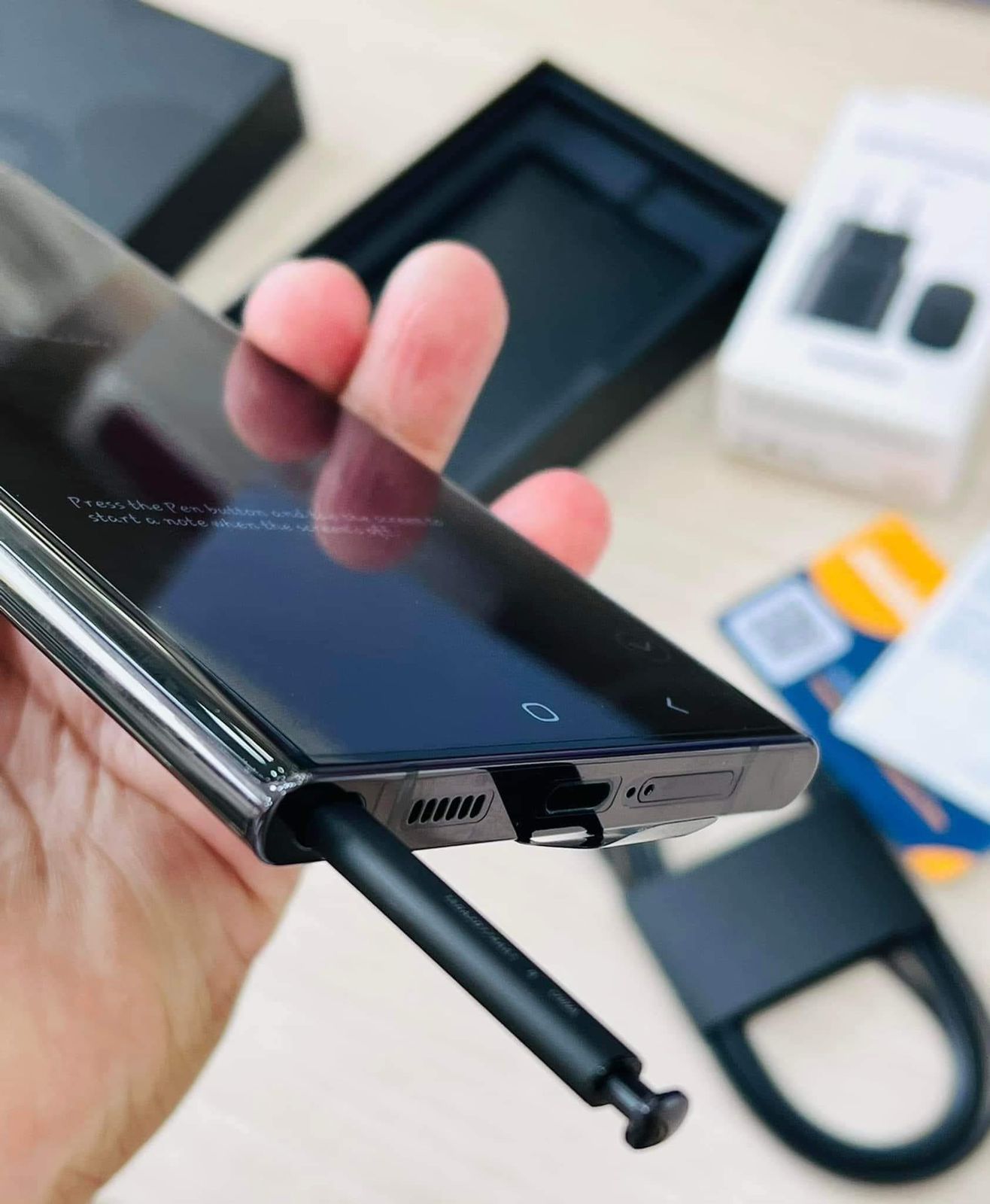 Refurbished Samsung Galaxy S22 Ultra 5G Unlocked