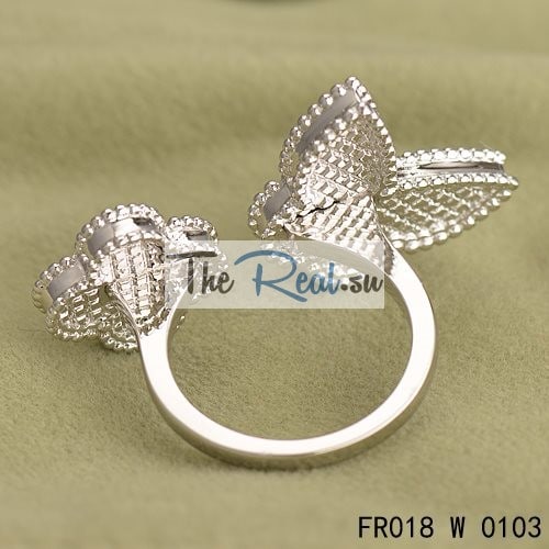 Van Cleef Arpels Luck Alhambra Between The Finger Ring White Gold With White and Grey Mother Of Pearl