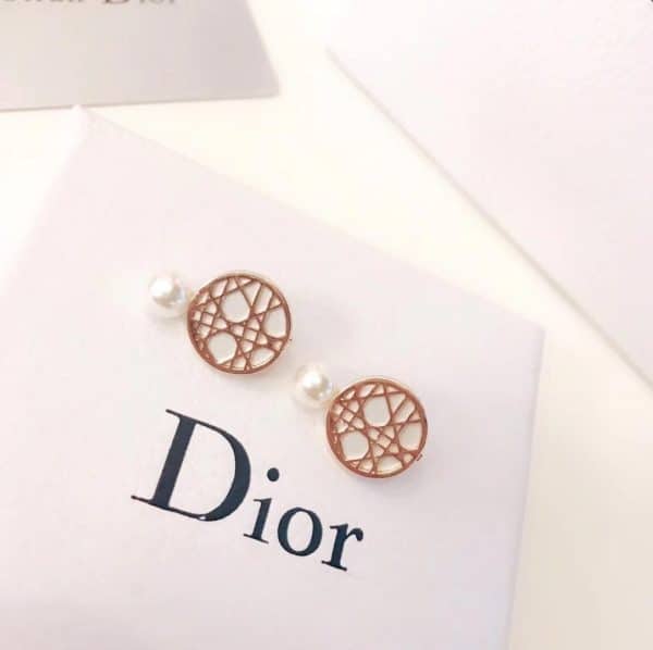 Latest Fashion Dior White Pearl Rounded Yellow Gold Openwork Clip Earrings For Girls Best Gift