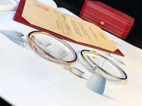 1:1 Replica Cartier Juste Un Clou SM Bracelet White Gold B6062417