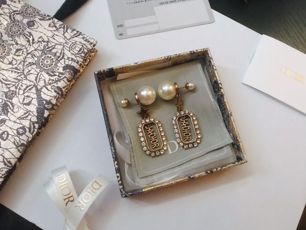 Most Luxury Christian Dior J’ADIOR Rectangular Hollowed-out Pendant Diamonds Edging Women White Pearl Earrings UK