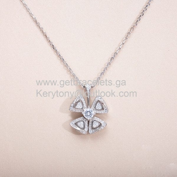 Fiorever Necklace with One Round Diamond and Pave Diamonds White Gold For Sale