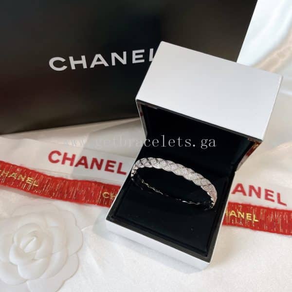 COCO Crush Bracelet Quilted Motif with Pave Diamonds Yellow Gold/Rose Gold/White Gold