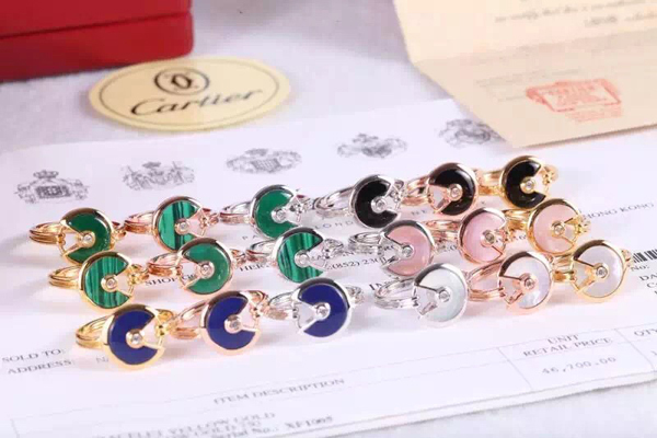 Amulette de Cartier Malachite Ring With Diamond in Yellow Gold, White Gold and Pink Gold