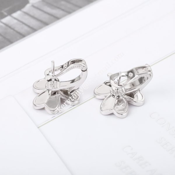 Celebrity Style Van Cleef Arpels Frivole Small Earrings White Gold With Diamond In Paris Replica