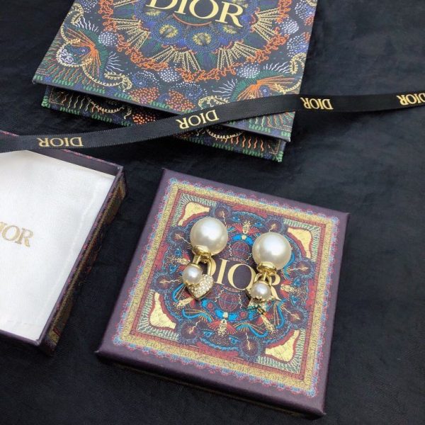 New Authentic Christian Dior CD Crystals Star Heart Asymmetric Pendants White Pearl Yellow Gold Earrings Women’s Jewellery