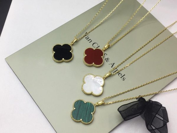 Van Cleef & Arpels Magic Alhambra Long Necklace 1 Motif 24mm Pendant