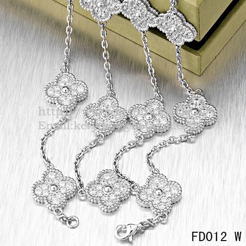 Van Cleef & Arpels Vintage Alhambra Long Necklace White Gold 20 Motifs With Pave Diamonds