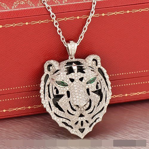 Panthere De Cartier Leopard Head Pendant In White Gold With Emeralds And Diamonds