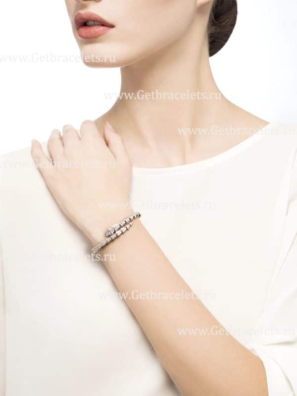 Serpenti Viper One-coil Thin Bracelet in 18K White Gold and Full Pave Diamonds
