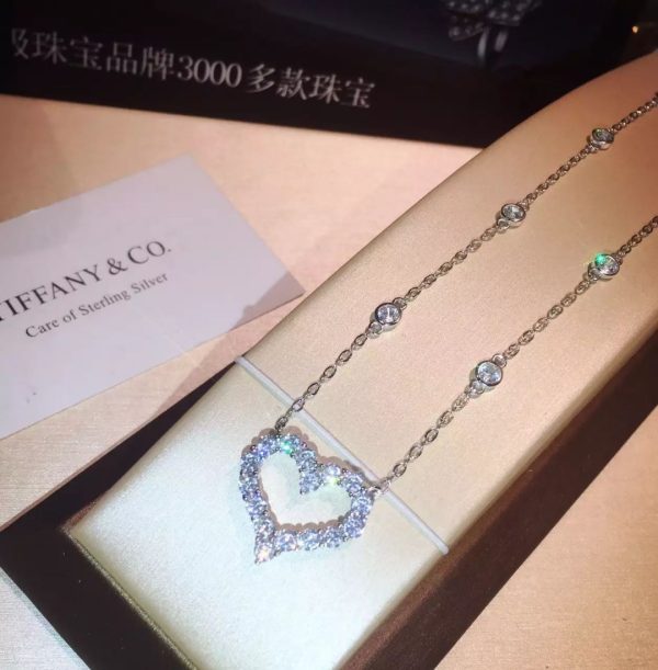 Timeless Style Tiffany Platinum Heart Pendant Ladies 925 Silver Diamonds Necklace Uk