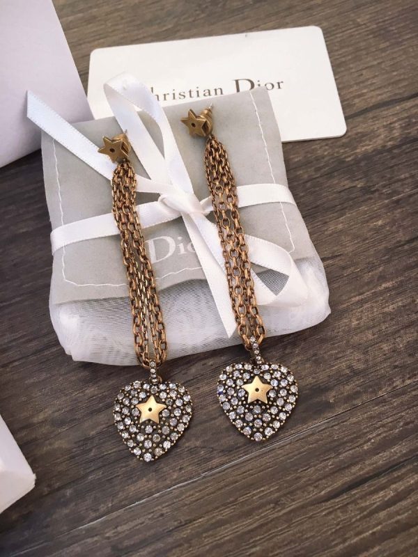 Retro Style Dior La Petite Tribale Heart Motif Paved Diamonds Link Tassel Female Brass Premium replica Drop Earrings Price List