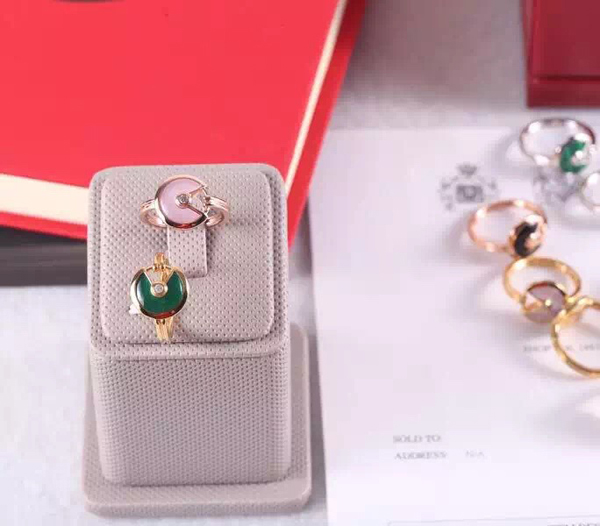 Amulette de Cartier Pink Opal Ring With Diamond in Yellow Gold, White Gold and Pink Gold