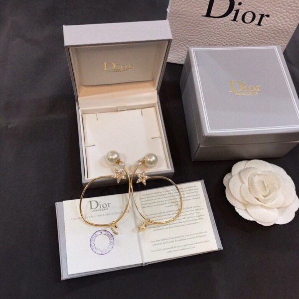 Christin Dior 2021 Latest Classic Paved Diamonds Star White Pearl Yellow Gold Plated Circle Pendant Earrings For Girls