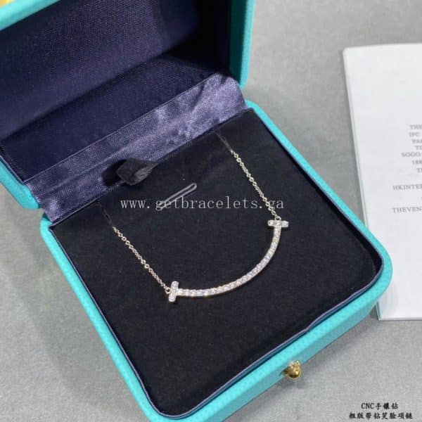 Tiffany T Medium Smile Pendant With Diamonds Yellow Gold/Rose Gold/White Gold