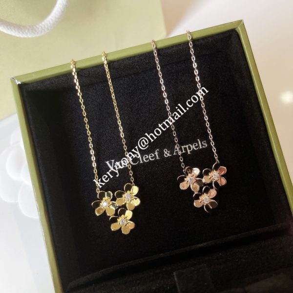 Van Cleef Arpels Frivole Necklace 3 Flowers Yellow Gold/White GoldWith Diamond For Women UK Sale Online