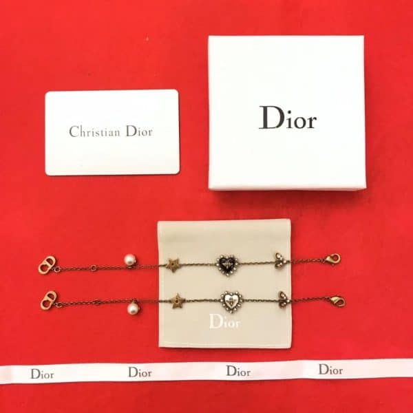 2019 Top Sale Dior White Pearl Bell-Heart-shaped Females Classic Brass Diamonds Bracelet White/Black Replica