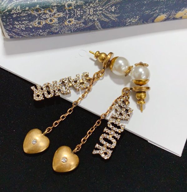 Spring Fashion Christian Dior J’ADIOR Antique Gold-finish Metal Paved Diamonds JADIOR Heart Pendant Womens White Pearl Drop Earrings