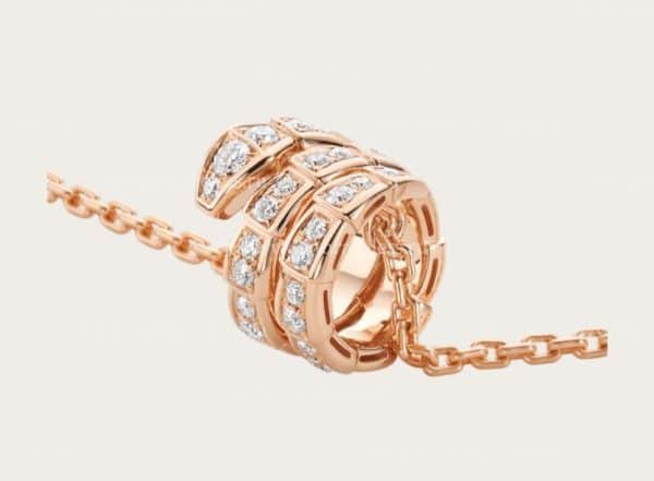 Serpenti Viper Pendant Necklace in 18K Rose Gold set with Pave Diamonds