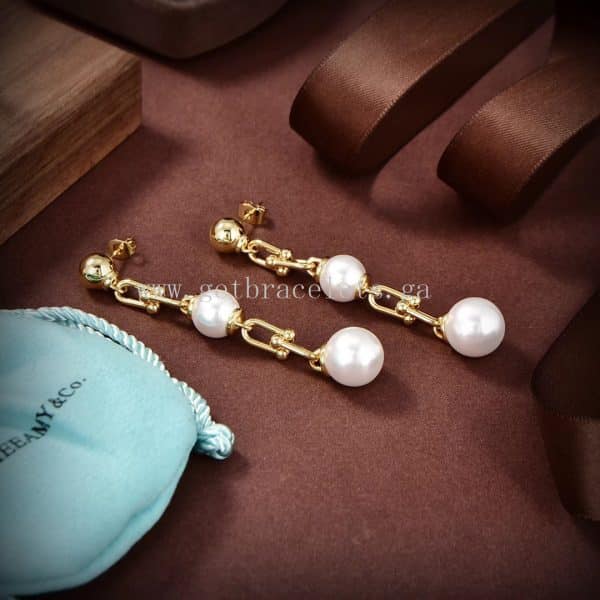 Tiffany HardWear Triple Drop Link Earrings in Yellow Gold with Freshwater Pearls