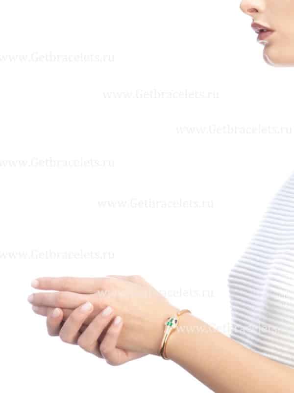 Serpenti 18K Rose Gold Bracelet set with Blue Sapphire Eyes Malachite Elements and Pave Diamonds