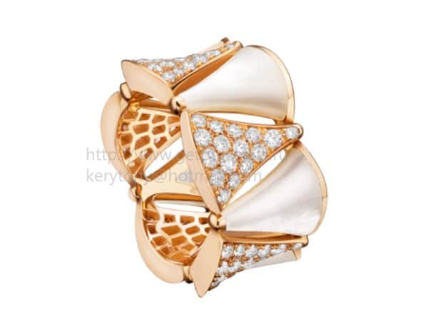 Divas’ Dream Ring Rose Gold with Mother of Pearl and Pave Diamonds