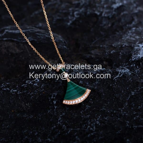 Divas Dream Necklace with Malachite and Pave Diamonds Rose Gold 1:1