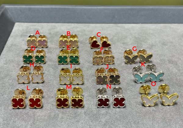 1:1 Van Cleef & Arpels Vintage Sweet Earrings (9mm)
