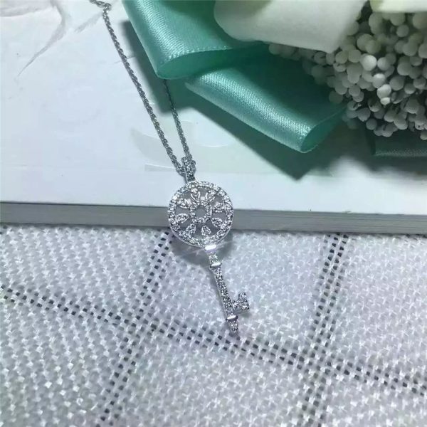 Tiffany Keys Petals Key Pendant Sterling Silver Necklace Diamonds Fashion Party Jewelry Women GRP02643
