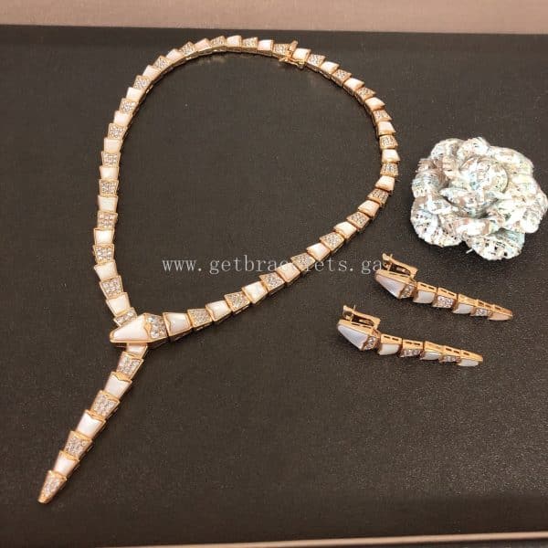 Serpenti Necklace Mother of Pearl with Demi Pave Diamonds Rose Gold/Yellow Gold/White Gold