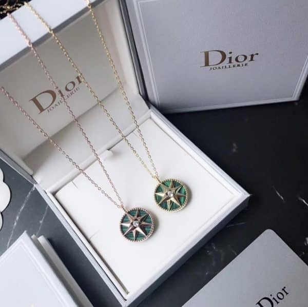 Imitation Christian Dior Rose Des Vents Females Green Eight-Pointed Star Pendant Diamonds Necklace Yellow Gold/Rose Gold