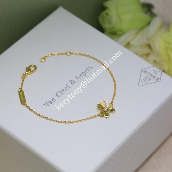 Premium replica Van Cleef Arpels Frivole Bracelet Yellow Gold/White Gold With Diamond For Girls